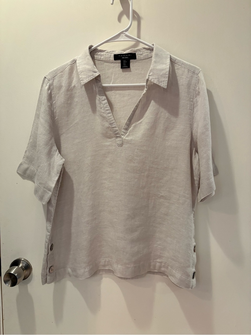 Tahari Light Beige Linen Split V-Neck Tunic - Read details on length